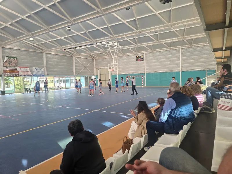 Pabellón Polideportivo de Villacelama - Polideportivo en Villanueva de las Manzanas - foto 2