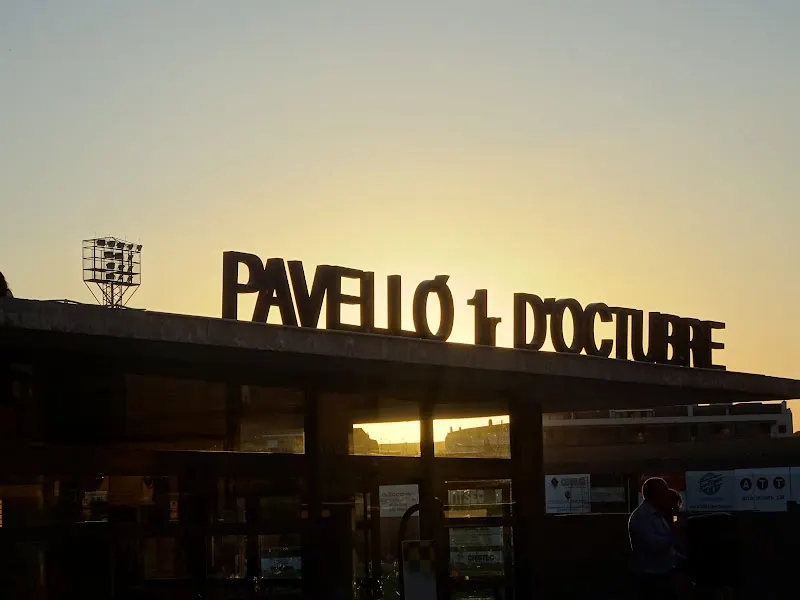 Pabellón 12 de Octubre. Polideportivo municipal de Balaguer. - Estadio en Balaguer - foto 2