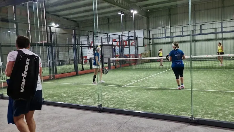 D10 - Centro deportivo en Outeiro de Rei - foto 2