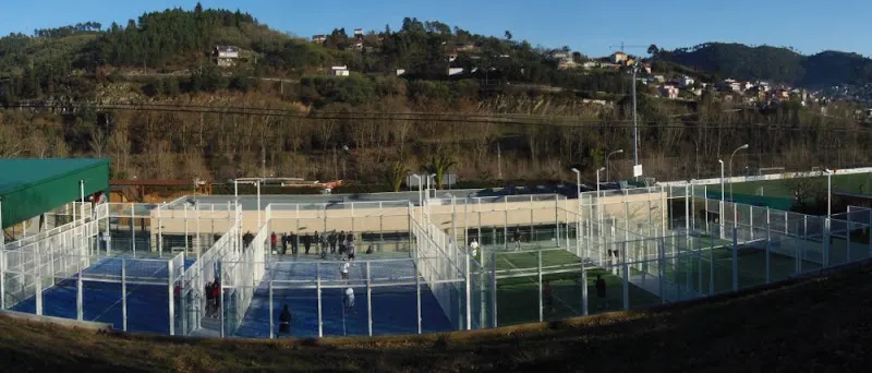 BeOne Pádel Oira - Centro deportivo en Ourense - foto 2