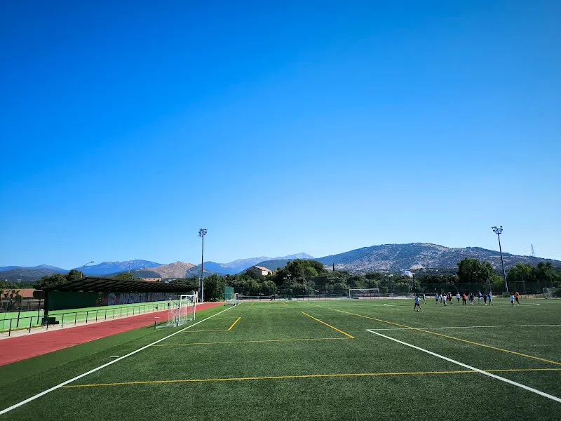 Polideportivo Municipal de Alpedrete - Polideportivo en Alpedrete - foto 2
