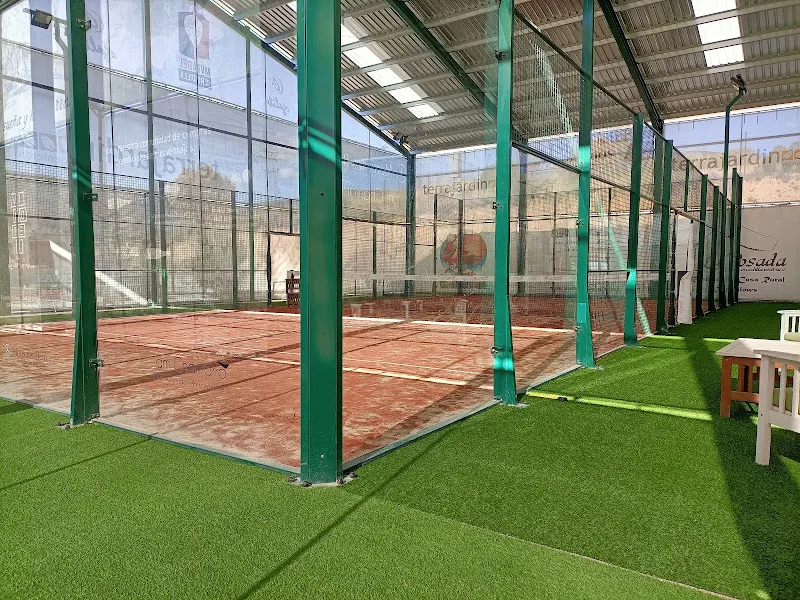 MV PADEL CERCEDILLA - Club deportivo en Cercedilla - foto 2