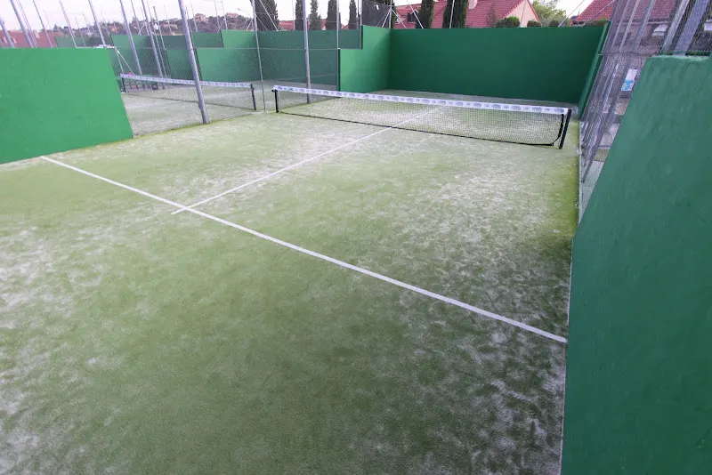 Club de Tenis Guadarrama - Club de tenis en Guadarrama - foto 3