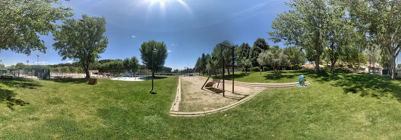 Polideportivo Municipal De Meco
