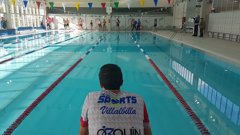 Parque Deportivo Camino de la Isabela - Centro deportivo en Villalbilla - foto 3