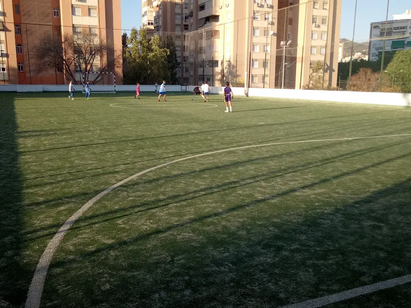 Instalaciones Deportivas La Roca - Polideportivo en Málaga - foto 2