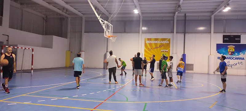 Pabellón Benamocarra - Gimnasio en Benamocarra - foto 2