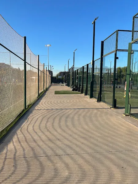 Más Que Pádel - Club de pádel en Murcia - foto 2