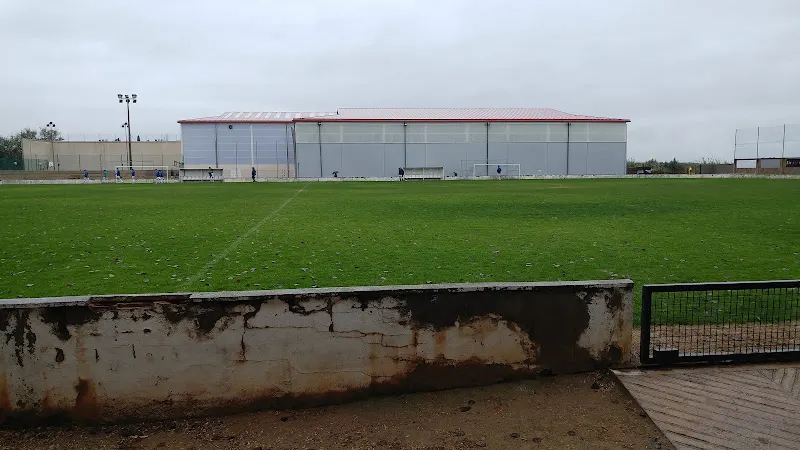 El Prado - Polideportivo en Ablitas - foto 2