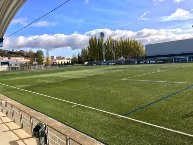 Polideportivo Municipal de Peralta - Polideportivo en Peralta - foto 2