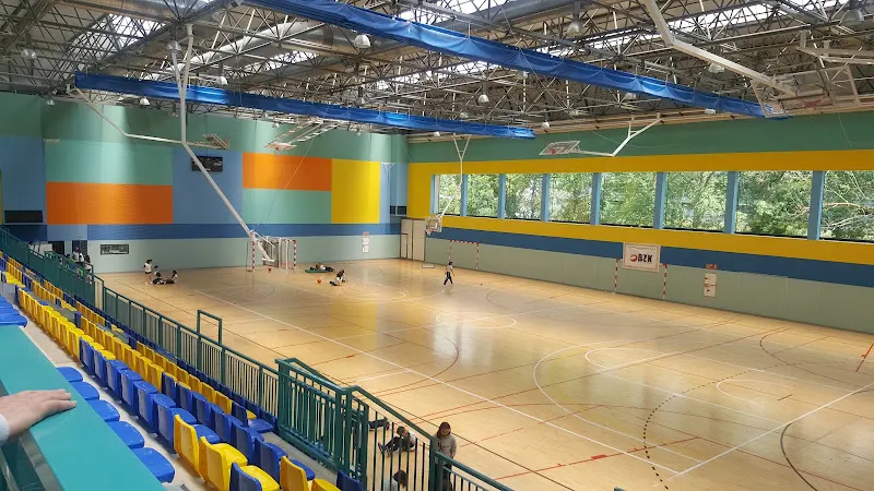 Maristas- Instalaciones deportivas - Polideportivo en Burlada - foto 2