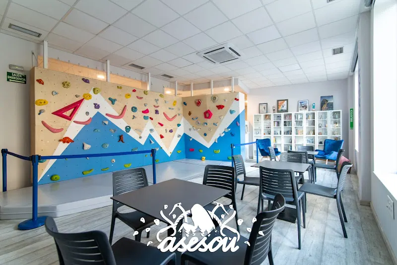 Club ASESOU · Asociación de Escaladores Ourensáns - Ourense