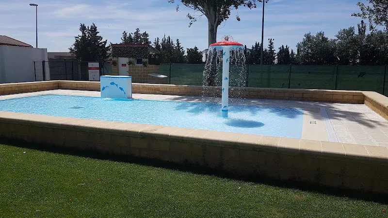 Polideportivo Municipal de Paredes de Nava - Polideportivo en Paredes de Nava - foto 2