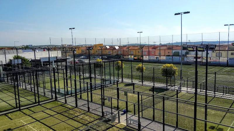 Pádel Sport Olivares - Centro deportivo en Olivares - foto 2