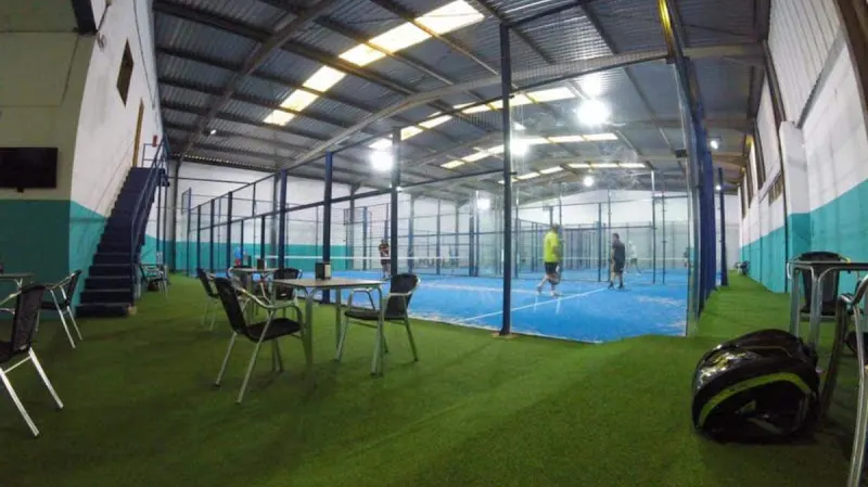 BluePadel Indoor - Club deportivo en Palomares del Rio - foto 2