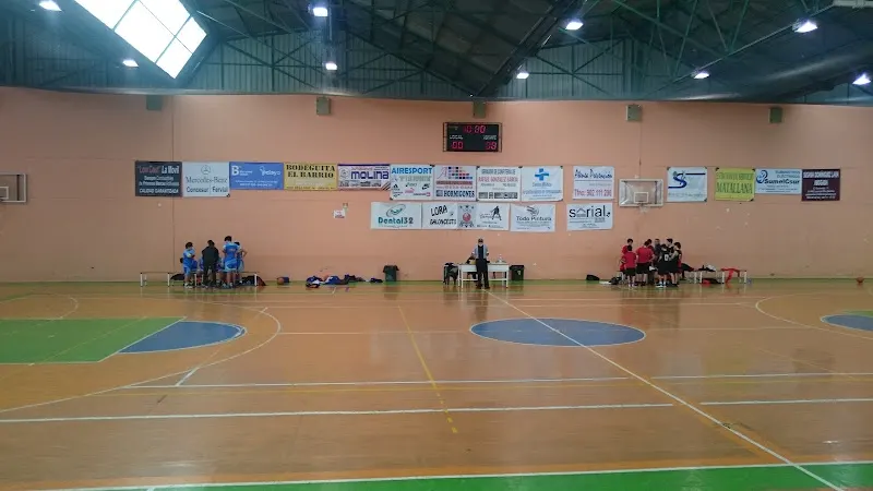Polideportivo Municipal de Lora del Río - Polideportivo en Lora del Río - foto 2