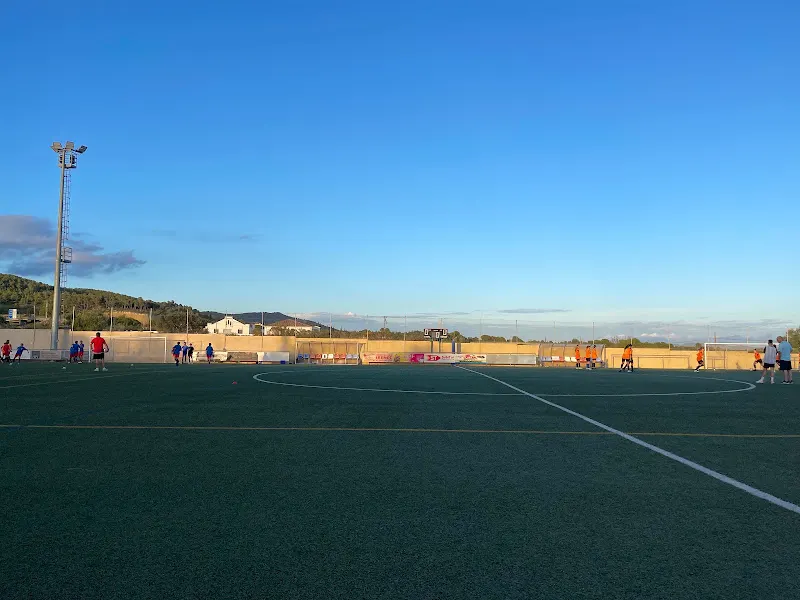 Instalación deportiva - Polideportivo en Bisbal del Penedes (La) - foto 2