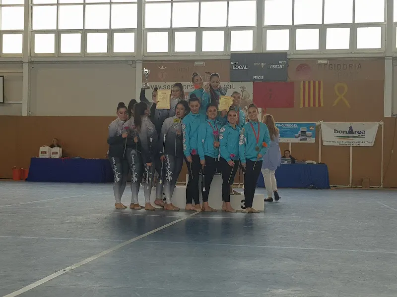 Poliesportiu Camarles - Polideportivo en Camarles - foto 2
