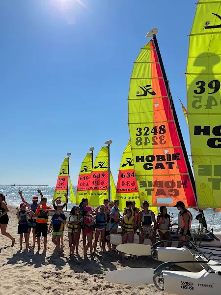 Escola de Vela Club Nautic Tennis Calafell - Club deportivo en Calafell - foto 2