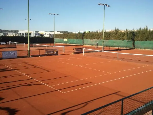 TennisTDB - Club de tenis en Torredembarra - foto 2
