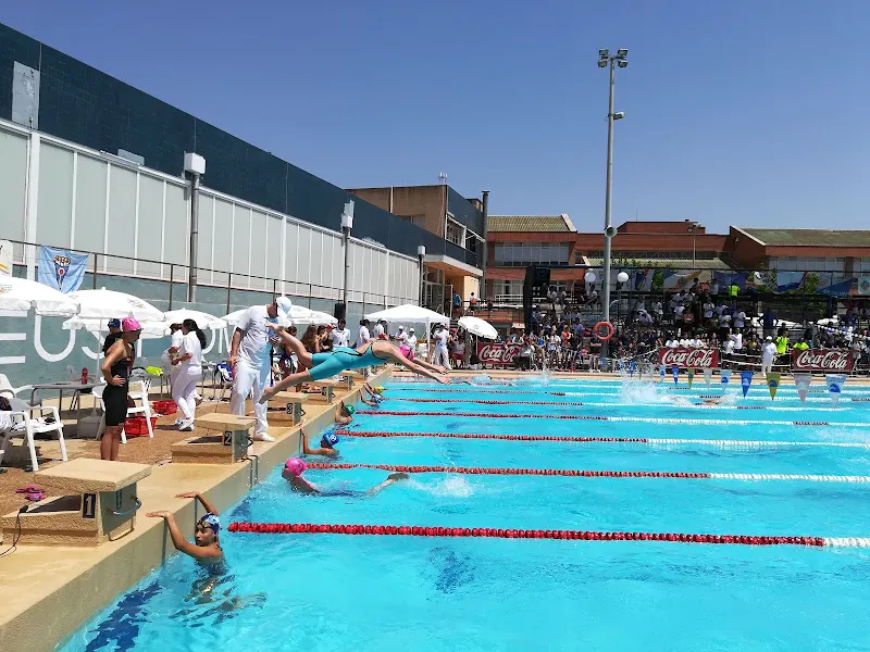 Club Natació Reus Ploms - Club deportivo en Reus - foto 2