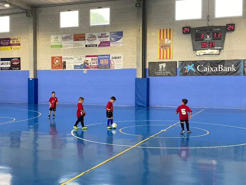 Polideportivo Municipal - Polideportivo en Pobla de Montornes (La) - foto 2