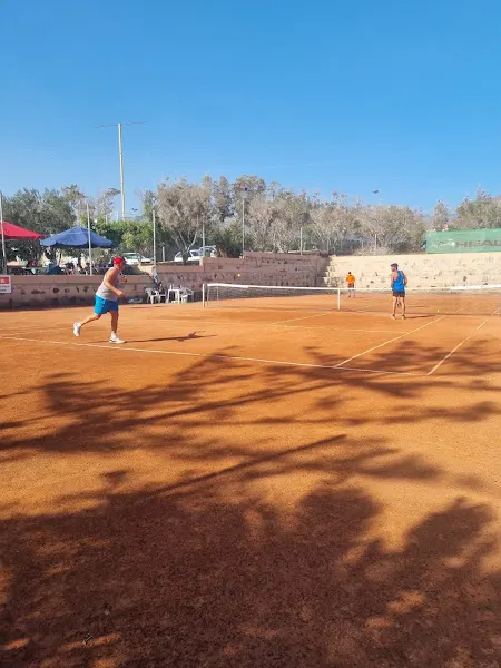 Buzanada Tenis club - Club de tenis en Arona - foto 2