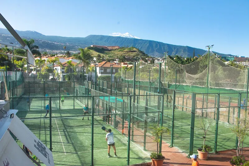 Club de Tenis Puerto Cruz - Club de tenis en Puerto de la Cruz - foto 2