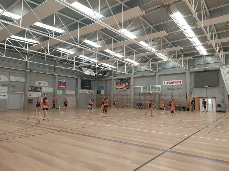 Pabellón Deportivo Municipal de Mora de Rubielos. - Polideportivo en Mora de Rubielos - foto 2