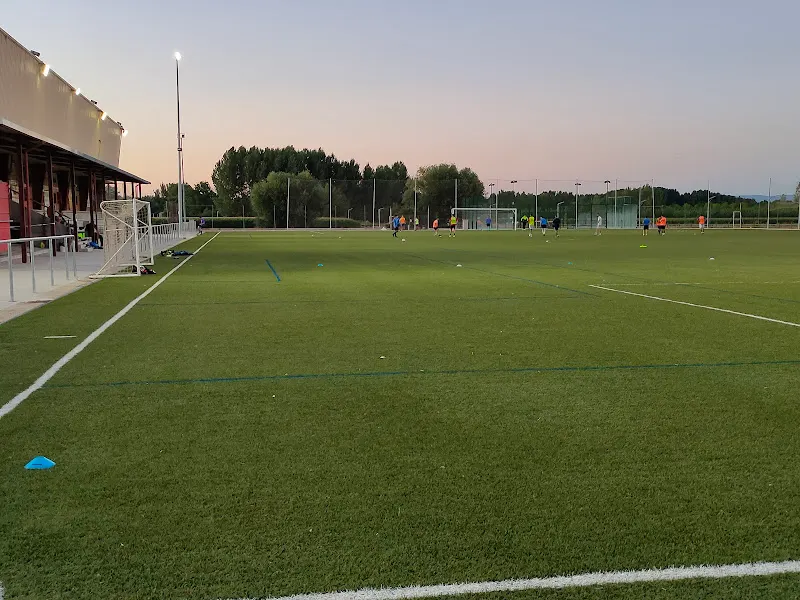 Pabellón Polideportivo Municipal de Monreal del Campo - Polideportivo en Monreal del Campo - foto 2