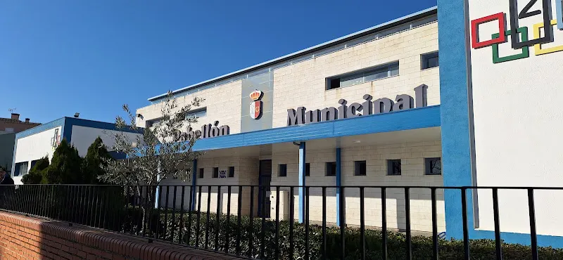 Pabellón Municipal de Yuncler. - Polideportivo en Yuncler - foto 2