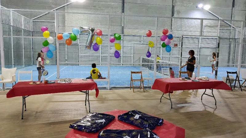 Coco Pádel Llíria - Club deportivo en Llíria - foto 2