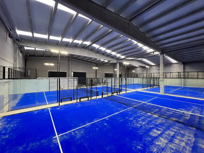 Bon Padel Club - Club deportivo en Bonrepos i Mirambell - foto 2