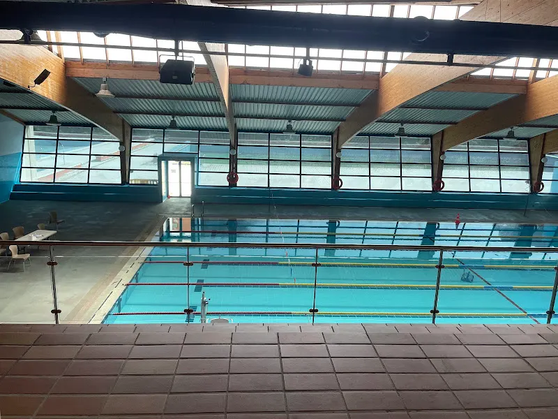 Polideportivo-Piscina Villafontana - Versalles